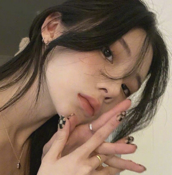 死后六年，爸爸把我挫骨扬灰